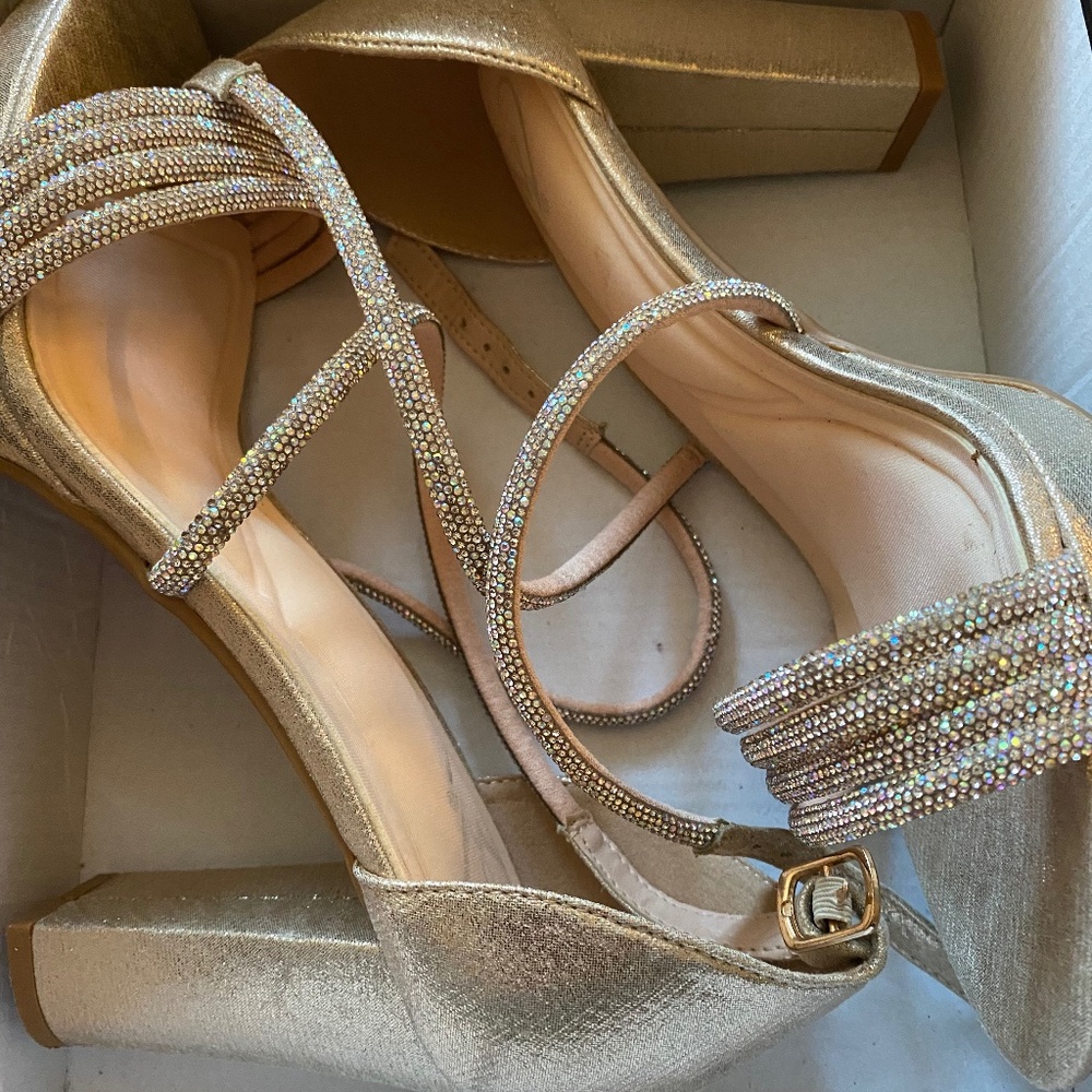 Sandal
